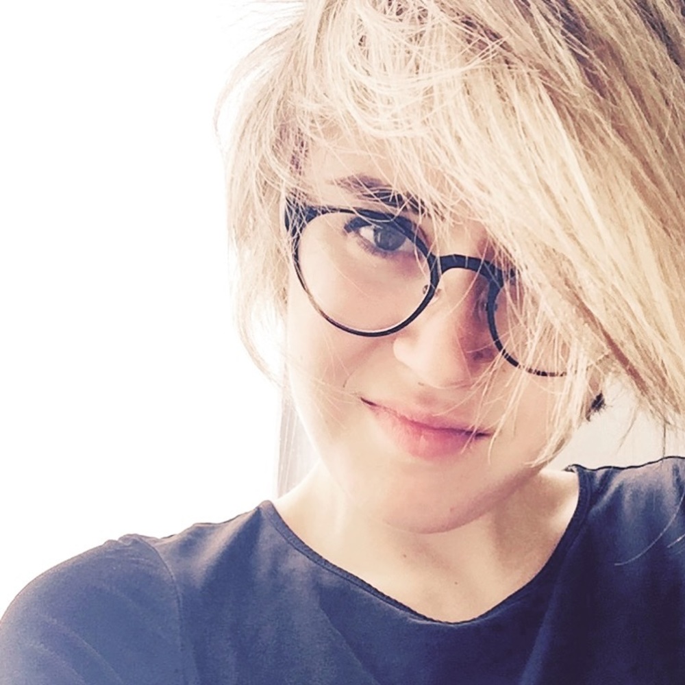 Meet your Posher, Danae